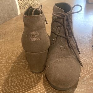 Toms booties